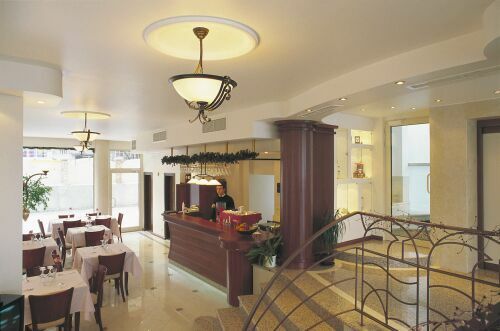 Хотел Капри София - лоби бар